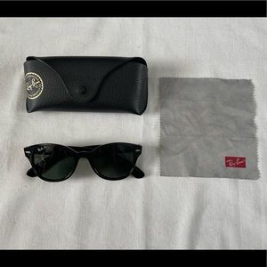 Ray-Ban Black Sunglasses